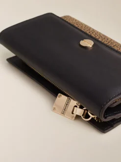 PORTAFOGLIO MEDIUM CON PATTA