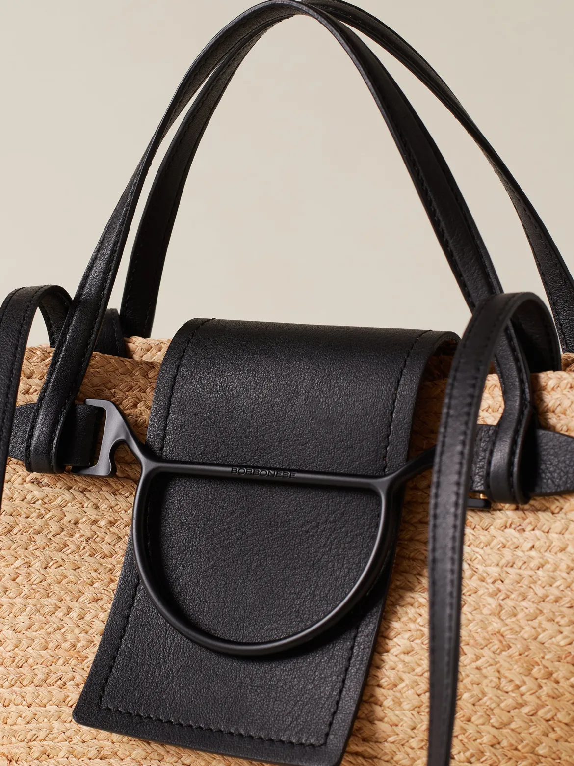Shopping bag in paglia intrecciata